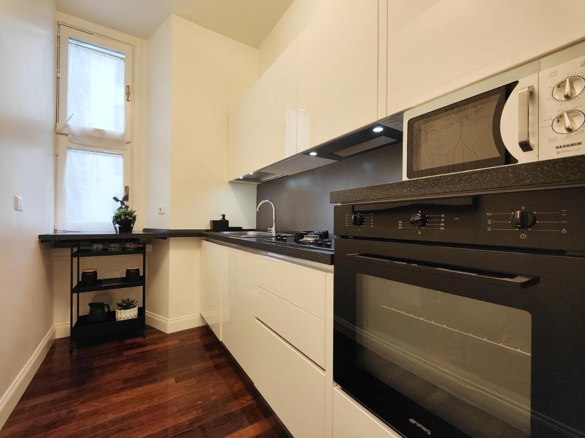 Designed Pop Apartment 2 Bedrooms, 2 Baths In Milan Center - Wifi, Ac, Steps From Subway M1 And M2, Central Station And Airport Connected Экстерьер фото